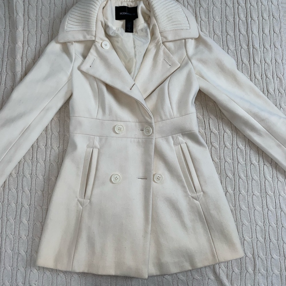 Ivory Peacoat